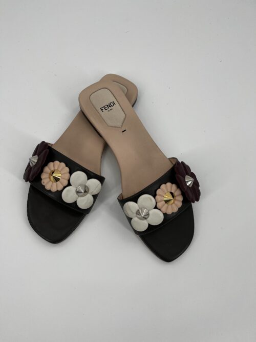 Shoes - Fendi Flower Black Flats