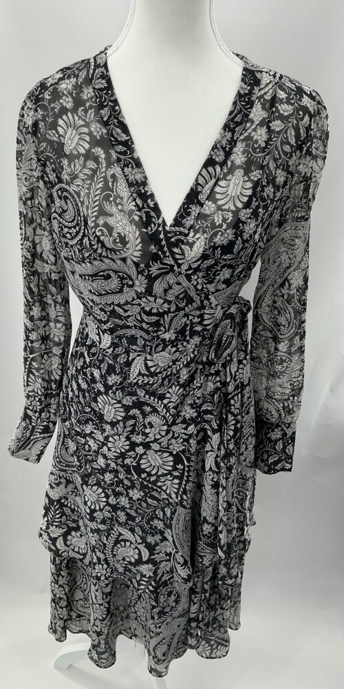 Dress - Black Dress White Floral Wrap ZARA - Image 5