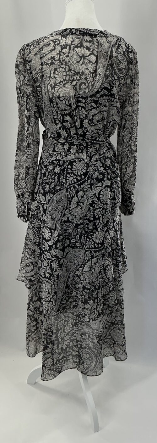 Dress - Black Dress White Floral Wrap ZARA - Image 11