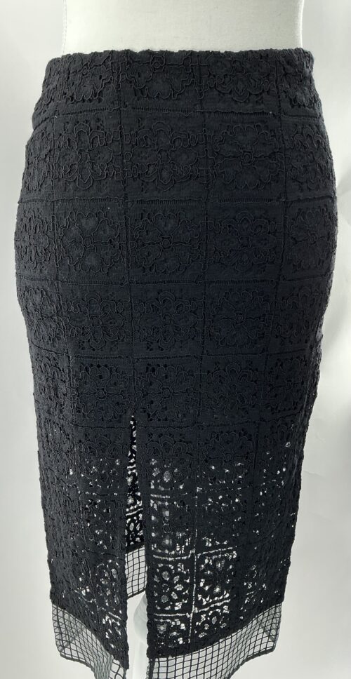 Set - Halter Top And Skirt Lace Set ALEXIS - Image 4