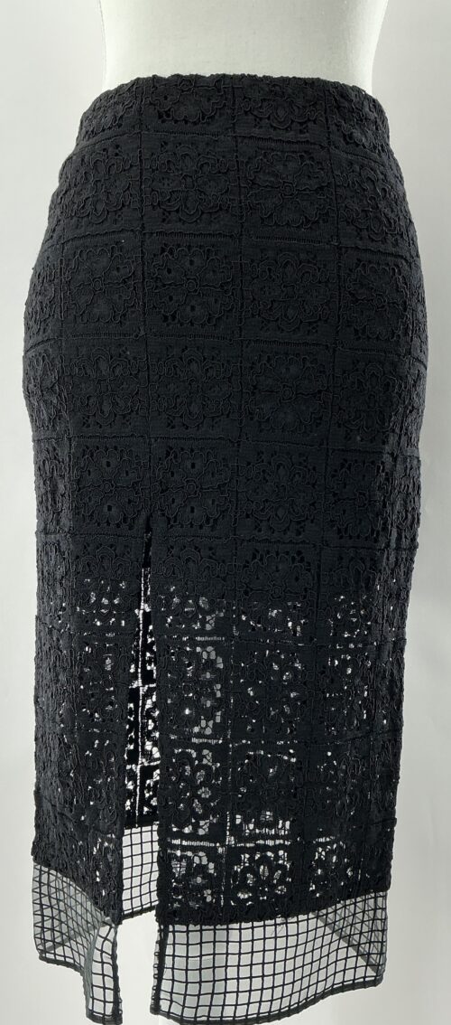 Set - Halter Top And Skirt Lace Set ALEXIS - Image 3