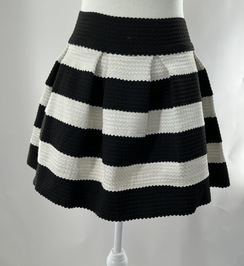 Skirt - Black and White Flared Skirt - Image 5