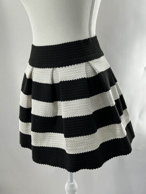 Skirt - Black and White Flared Skirt - Image 4