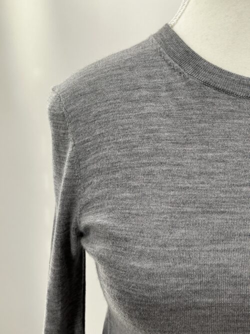 Sweater - Gray 98% Wool Thin Sweater - Image 2